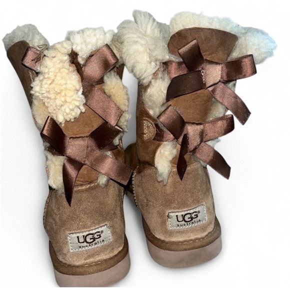 UGG Shoes - UGG Tan Boots with Cream Shearling and Bows